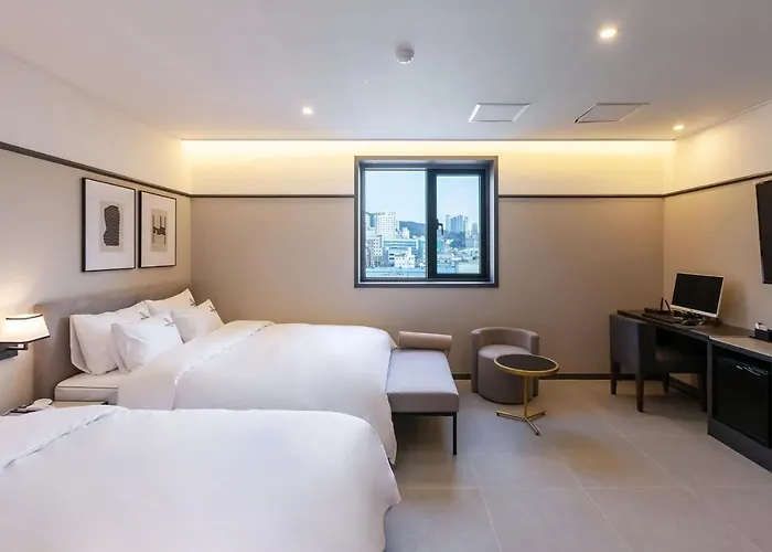 Browndot Sasang Renecite Hotel