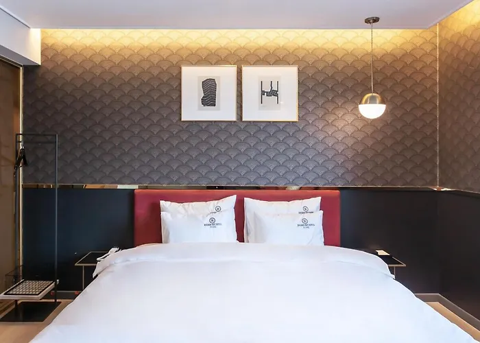 Browndot Sasang Renecite Hotel