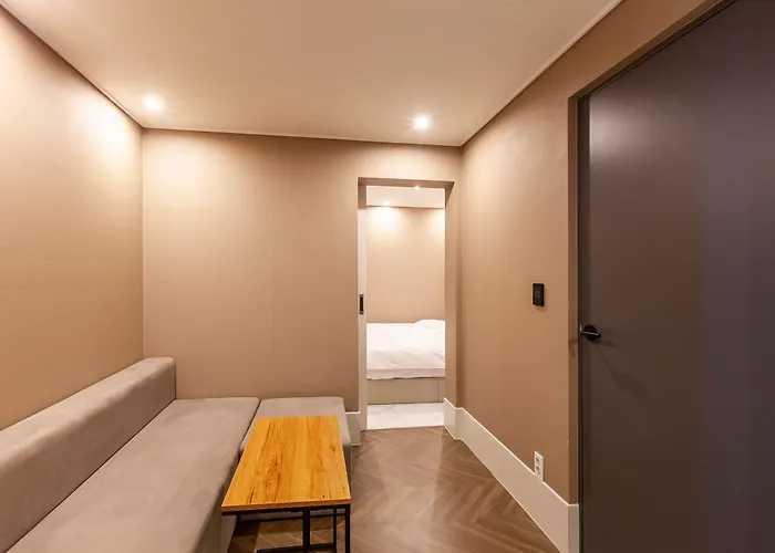 Browndot Sasang Renecite 3* Pusan